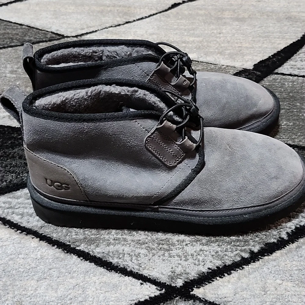 UGG NEUMEL GHILLIE GRAY SUEDE SHEEPSKIN ELASTIC LACES EMBOSSED LOGO SHOES
